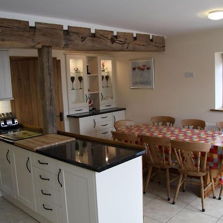 The Granary Self Catering Cottage Shrewsbury Exteriör bild